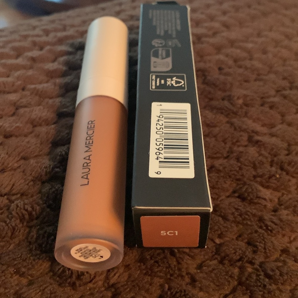 Brand new inbox Color sc1
 
Real Flawless Weightless Perfecting Serum Concealer